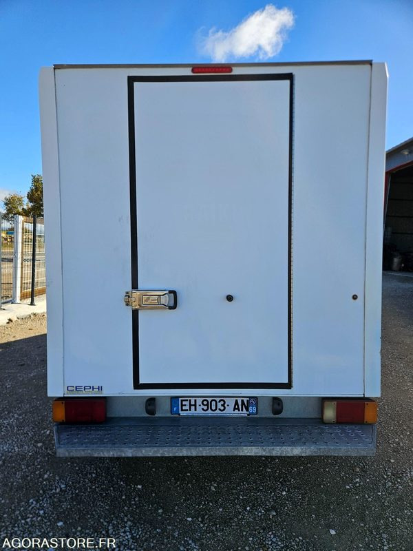 FIAT SCUDO 2.0 130 CAISSE FRIGORIFIQUE FRCX 3 PLACES - Kylmäauto: kuva FIAT SCUDO 2.0 130 CAISSE FRIGORIFIQUE FRCX 3 PLACES - Kylmäauto FIAT SCUDO 2.0 130 CAISSE FRIGORIFIQUE FRCX 3 PLACES - Kylmäauto: kuva FIAT SCUDO 2.0 130 CAISSE FRIGORIFIQUE FRCX 3 PLACES - Kylmäauto