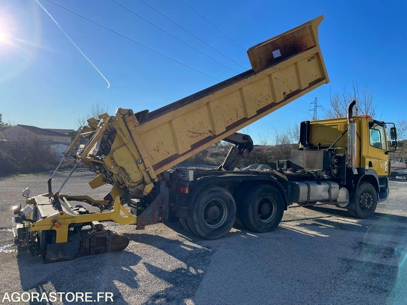 FINISSEUR D’INTERVENTION RAPIDE - DAF - FIR 3000 - 2003 / 335000 KM - Bitumin levittäjä: kuva FINISSEUR D’INTERVENTION RAPIDE - DAF - FIR 3000 - 2003 / 335000 KM - Bitumin levittäjä FINISSEUR D’INTERVENTION RAPIDE - DAF - FIR 3000 - 2003 / 335000 KM - Bitumin levittäjä: kuva FINISSEUR D’INTERVENTION RAPIDE - DAF - FIR 3000 - 2003 / 335000 KM - Bitumin levittäjä