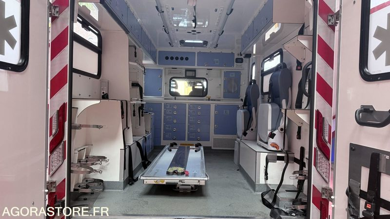 FJ-680-ZF - Non Roulant - PEUGEOT BOXER - SMUR - L3H2 4T - CG KS - 180 000 Kms - Pakettiauto: kuva FJ-680-ZF - Non Roulant - PEUGEOT BOXER - SMUR - L3H2 4T - CG KS - 180 000 Kms - Pakettiauto FJ-680-ZF - Non Roulant - PEUGEOT BOXER - SMUR - L3H2 4T - CG KS - 180 000 Kms - Pakettiauto: kuva FJ-680-ZF - Non Roulant - PEUGEOT BOXER - SMUR - L3H2 4T - CG KS - 180 000 Kms - Pakettiauto