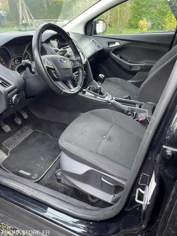 FORD-FOCUS-2015-170332KMS - Henkilöauto: kuva FORD-FOCUS-2015-170332KMS - Henkilöauto FORD-FOCUS-2015-170332KMS - Henkilöauto: kuva FORD-FOCUS-2015-170332KMS - Henkilöauto