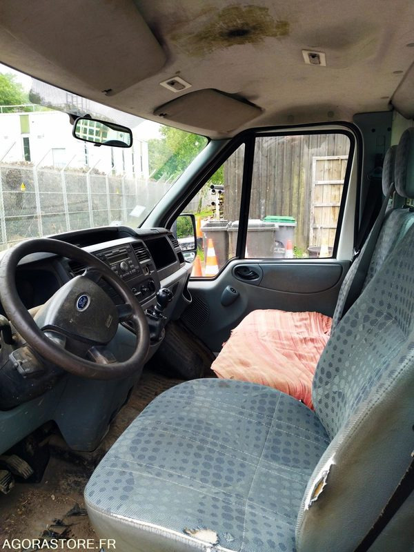 FORD TRANSIT BENNE SIMPLE CABINE DE 2006 - Kippilava-auto: kuva  FORD TRANSIT BENNE SIMPLE CABINE DE 2006 - Kippilava-auto FORD TRANSIT BENNE SIMPLE CABINE DE 2006 - Kippilava-auto: kuva  FORD TRANSIT BENNE SIMPLE CABINE DE 2006 - Kippilava-auto