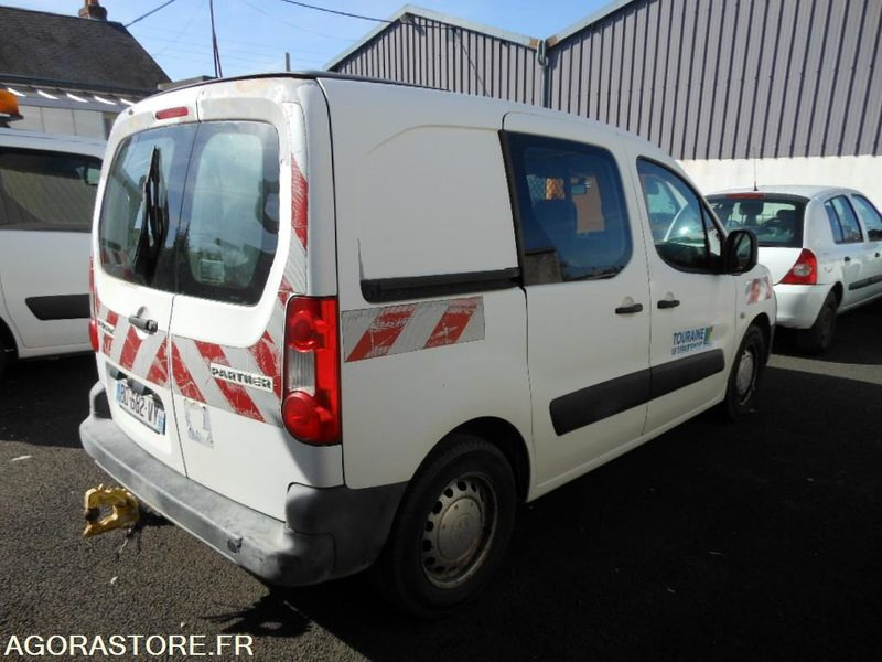FOURGONNETTE PEUGEOT PARTNER (BE133) - Pieni pakettiauto: kuva FOURGONNETTE PEUGEOT PARTNER (BE133) - Pieni pakettiauto FOURGONNETTE PEUGEOT PARTNER (BE133) - Pieni pakettiauto: kuva FOURGONNETTE PEUGEOT PARTNER (BE133) - Pieni pakettiauto