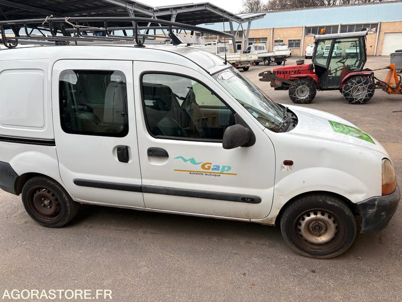 FOURGONNETTE RENAULT KANGOO - Pieni pakettiauto: kuva FOURGONNETTE RENAULT KANGOO - Pieni pakettiauto FOURGONNETTE RENAULT KANGOO - Pieni pakettiauto: kuva FOURGONNETTE RENAULT KANGOO - Pieni pakettiauto