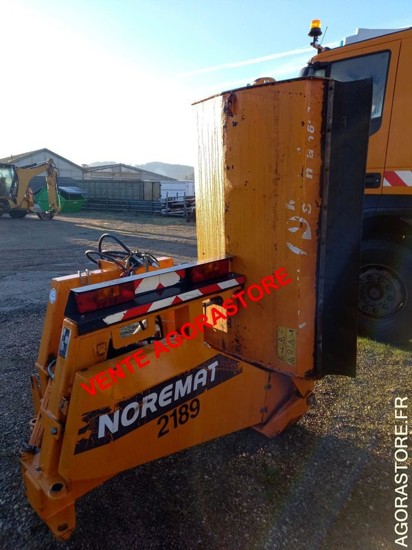 Faucheuse Arrière - NORMAT - Puutarhalaitteet: kuva Faucheuse Arrière - NORMAT - Puutarhalaitteet Faucheuse Arrière - NORMAT - Puutarhalaitteet: kuva Faucheuse Arrière - NORMAT - Puutarhalaitteet