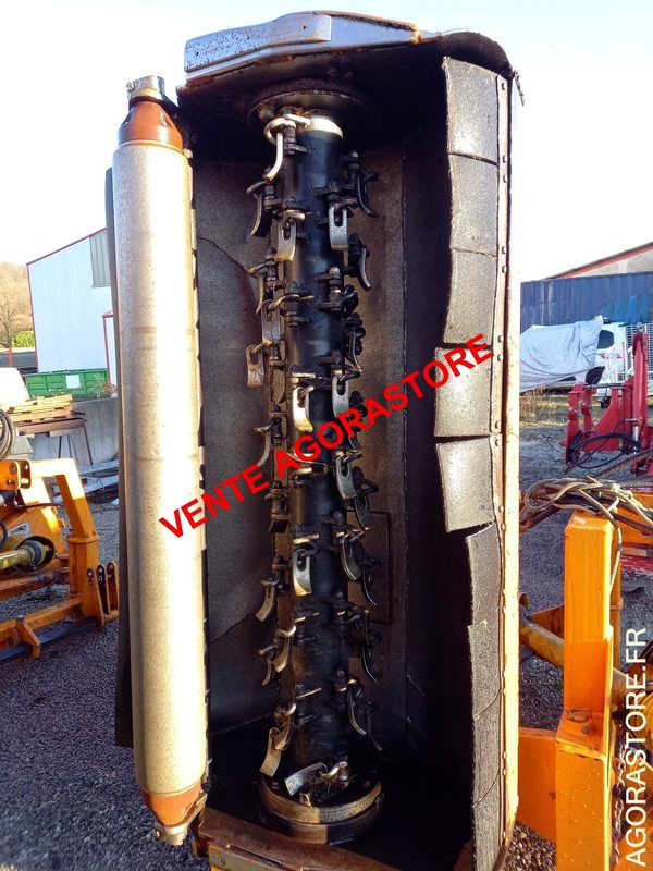 Faucheuse Arrière - NORMAT - Puutarhalaitteet: kuva Faucheuse Arrière - NORMAT - Puutarhalaitteet Faucheuse Arrière - NORMAT - Puutarhalaitteet: kuva Faucheuse Arrière - NORMAT - Puutarhalaitteet