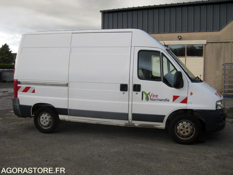 Fiat Ducato - Pakettiauto: kuva Fiat Ducato - Pakettiauto Fiat Ducato - Pakettiauto: kuva Fiat Ducato - Pakettiauto
