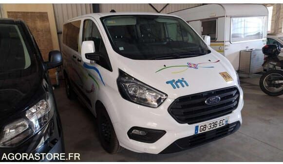 Ford T.CUSTOM - Minibussi, Pikkubussi: kuva Ford T.CUSTOM - Minibussi, Pikkubussi Ford T.CUSTOM - Minibussi, Pikkubussi: kuva Ford T.CUSTOM - Minibussi, Pikkubussi