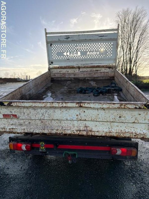 Fourgon Benne - Pakettiauto: kuva Fourgon Benne - Pakettiauto Fourgon Benne - Pakettiauto: kuva Fourgon Benne - Pakettiauto