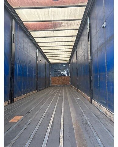 Fruehauf FST4FC - Pressukapellipuoliperävaunu: kuva Fruehauf FST4FC - Pressukapellipuoliperävaunu Fruehauf FST4FC - Pressukapellipuoliperävaunu: kuva Fruehauf FST4FC - Pressukapellipuoliperävaunu