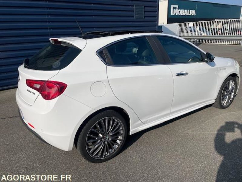 GIULIETTA LUSSO 1.4i TB 150cv S§S-12/2016-89360KM - Henkilöauto: kuva GIULIETTA LUSSO 1.4i TB 150cv S§S-12/2016-89360KM - Henkilöauto GIULIETTA LUSSO 1.4i TB 150cv S§S-12/2016-89360KM - Henkilöauto: kuva GIULIETTA LUSSO 1.4i TB 150cv S§S-12/2016-89360KM - Henkilöauto