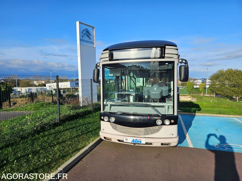 GRUAU Microbus - 2011 BON - 45500km ETAT GENERAL - Minibussi, Pikkubussi: kuva GRUAU Microbus - 2011 BON - 45500km ETAT GENERAL - Minibussi, Pikkubussi GRUAU Microbus - 2011 BON - 45500km ETAT GENERAL - Minibussi, Pikkubussi: kuva GRUAU Microbus - 2011 BON - 45500km ETAT GENERAL - Minibussi, Pikkubussi