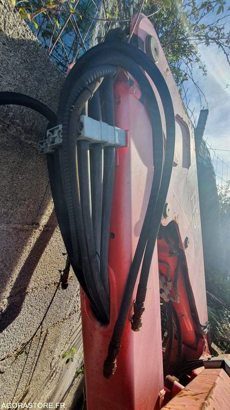 GRUE POUR CAMION - Työkalu/ Laitteet: kuva GRUE POUR CAMION - Työkalu/ Laitteet GRUE POUR CAMION - Työkalu/ Laitteet: kuva GRUE POUR CAMION - Työkalu/ Laitteet