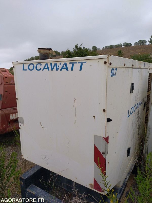 Groupe électrogène SDMO 60 kVA - Sähkögeneraattori: kuva Groupe électrogène SDMO 60 kVA - Sähkögeneraattori Groupe électrogène SDMO 60 kVA - Sähkögeneraattori: kuva Groupe électrogène SDMO 60 kVA - Sähkögeneraattori