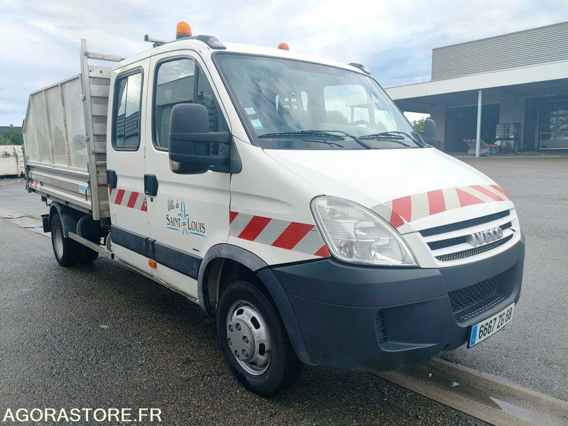 IVECO 35C12D - Pakettiauto: kuva IVECO 35C12D - Pakettiauto IVECO 35C12D - Pakettiauto: kuva IVECO 35C12D - Pakettiauto