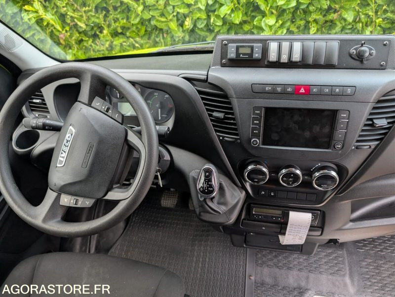 IVECO DAILY - 2015 - Minibussi, Pikkubussi: kuva IVECO DAILY - 2015 - Minibussi, Pikkubussi IVECO DAILY - 2015 - Minibussi, Pikkubussi: kuva IVECO DAILY - 2015 - Minibussi, Pikkubussi