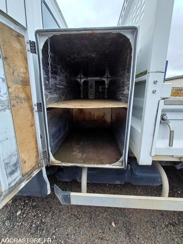 IVECO DAILY 35C14 BENNE - 2018 / 125 000 KM - Kippilava-auto: kuva IVECO DAILY 35C14 BENNE - 2018 / 125 000 KM - Kippilava-auto IVECO DAILY 35C14 BENNE - 2018 / 125 000 KM - Kippilava-auto: kuva IVECO DAILY 35C14 BENNE - 2018 / 125 000 KM - Kippilava-auto
