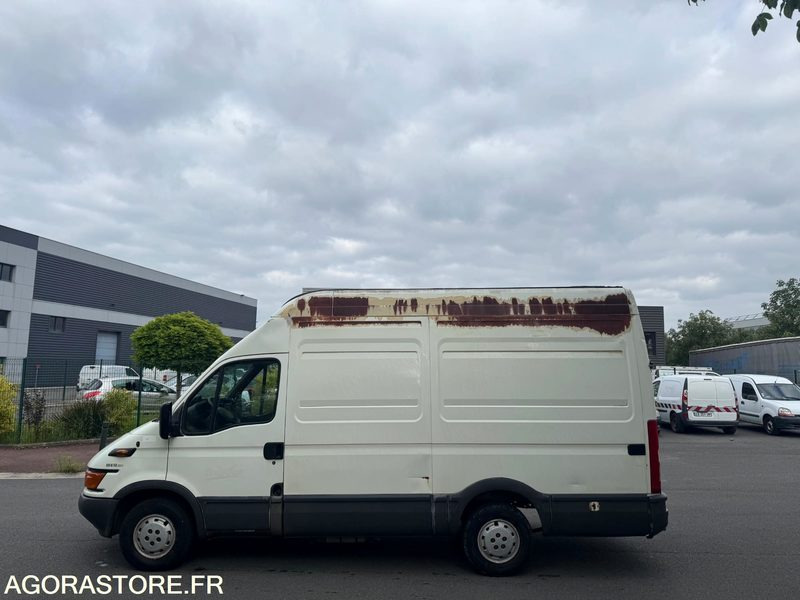 IVECO DAILY 35S12 - 67 000 KM - Pakettiauto: kuva IVECO DAILY 35S12 - 67 000 KM - Pakettiauto IVECO DAILY 35S12 - 67 000 KM - Pakettiauto: kuva IVECO DAILY 35S12 - 67 000 KM - Pakettiauto