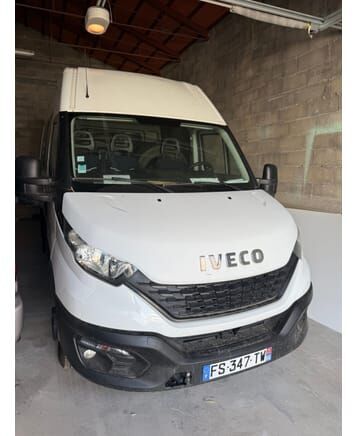 IVECO Daily - Minibussi, Pikkubussi: kuva IVECO Daily - Minibussi, Pikkubussi IVECO Daily - Minibussi, Pikkubussi: kuva IVECO Daily - Minibussi, Pikkubussi