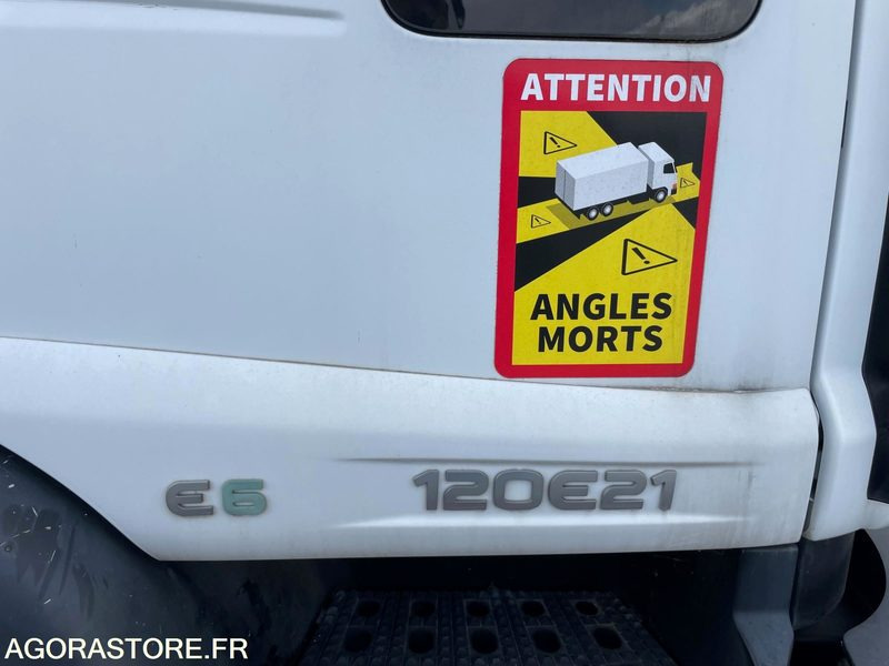 IVECO EUROCARGO PLATEAU - 2015 - 295 000KM - Lava-kuorma-auto: kuva  IVECO EUROCARGO PLATEAU - 2015 - 295 000KM - Lava-kuorma-auto IVECO EUROCARGO PLATEAU - 2015 - 295 000KM - Lava-kuorma-auto: kuva  IVECO EUROCARGO PLATEAU - 2015 - 295 000KM - Lava-kuorma-auto