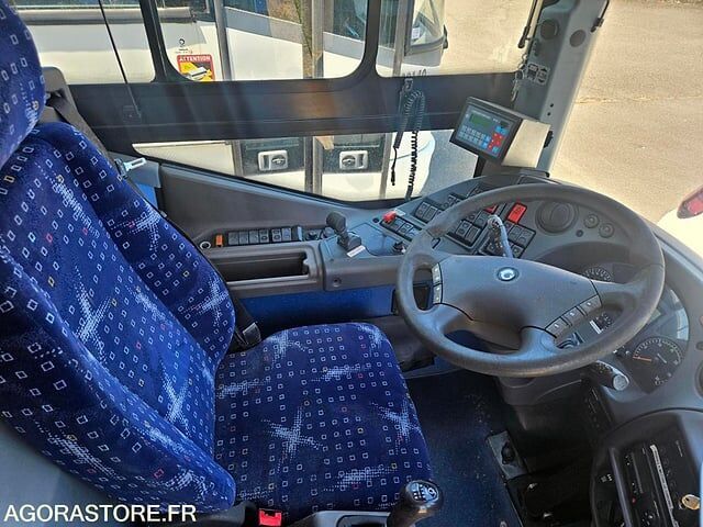 Esikaupunkien linja Irisbus CROSSWAY: kuva Esikaupunkien linja Irisbus CROSSWAY Esikaupunkien linja Irisbus CROSSWAY: kuva Esikaupunkien linja Irisbus CROSSWAY
