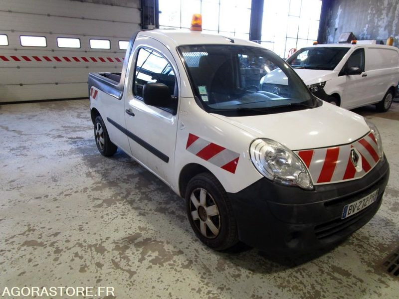 KANGOO PICK UP du 28/09/2011 (Contrôle Technique joint) - Pakettiauto: kuva KANGOO PICK UP du 28/09/2011 (Contrôle Technique joint) - Pakettiauto KANGOO PICK UP du 28/09/2011 (Contrôle Technique joint) - Pakettiauto: kuva KANGOO PICK UP du 28/09/2011 (Contrôle Technique joint) - Pakettiauto