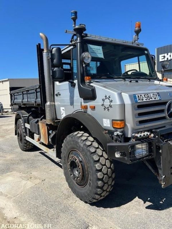 CAMION 4X4 MERCEDES UNIMOG U5000 2009 62289 KM 4667 HEURES - Kuorma-auto: kuva CAMION 4X4 MERCEDES UNIMOG U5000 2009 62289 KM 4667 HEURES - Kuorma-auto CAMION 4X4 MERCEDES UNIMOG U5000 2009 62289 KM 4667 HEURES - Kuorma-auto: kuva CAMION 4X4 MERCEDES UNIMOG U5000 2009 62289 KM 4667 HEURES - Kuorma-auto