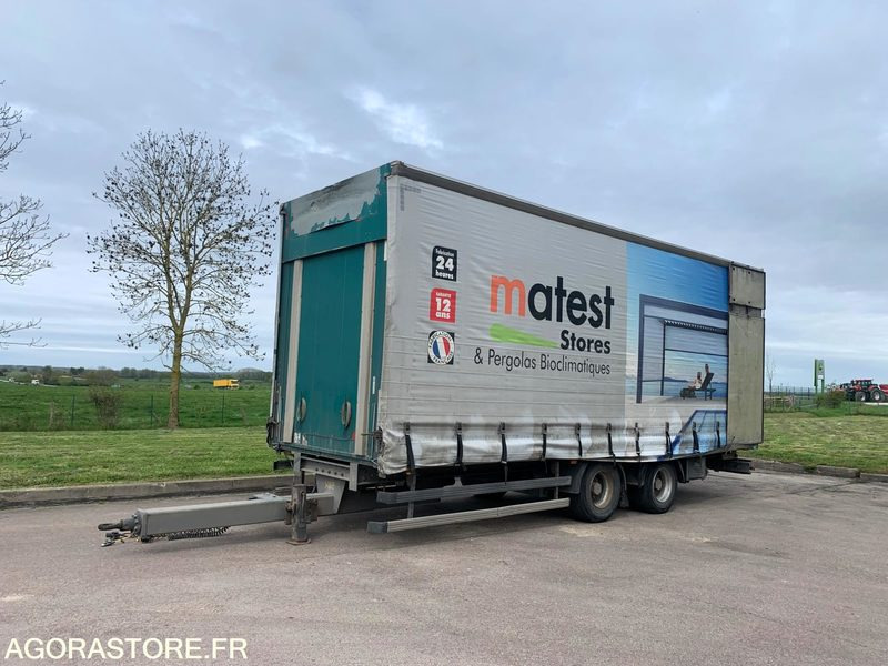 Camion remorque Renault premium - 2010 - Kuorma-auto: kuva Camion remorque Renault premium - 2010 - Kuorma-auto Camion remorque Renault premium - 2010 - Kuorma-auto: kuva Camion remorque Renault premium - 2010 - Kuorma-auto