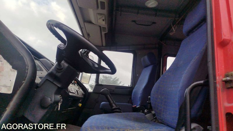 MAN LE220B - 2002 - Kuorma-auto: kuva MAN LE220B - 2002 - Kuorma-auto MAN LE220B - 2002 - Kuorma-auto: kuva MAN LE220B - 2002 - Kuorma-auto