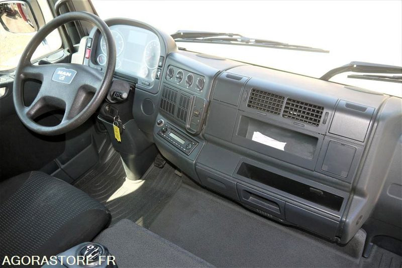 Leasing  MAN TGL 7.150 ANNEE 2011- 7.5T - 385 000 KMS MAN TGL 7.150 ANNEE 2011- 7.5T - 385 000 KMS: kuva Leasing  MAN TGL 7.150 ANNEE 2011- 7.5T - 385 000 KMS MAN TGL 7.150 ANNEE 2011- 7.5T - 385 000 KMS