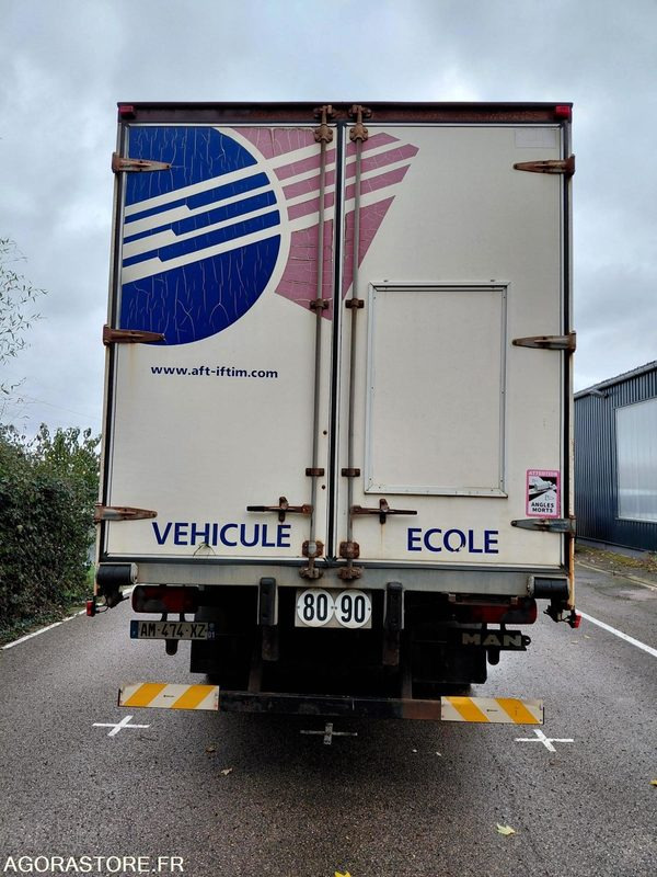 MAN tgx18.360 - 2010 - 420607 Kms - Kuorma-auto: kuva MAN tgx18.360 - 2010 - 420607 Kms - Kuorma-auto MAN tgx18.360 - 2010 - 420607 Kms - Kuorma-auto: kuva MAN tgx18.360 - 2010 - 420607 Kms - Kuorma-auto