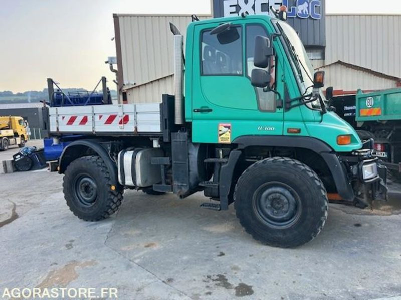 MERCEDES UNIMOG U300C VERSION COMMUNALE 2000 97652 KM - Kuorma-auto: kuva MERCEDES UNIMOG U300C VERSION COMMUNALE 2000 97652 KM - Kuorma-auto MERCEDES UNIMOG U300C VERSION COMMUNALE 2000 97652 KM - Kuorma-auto: kuva MERCEDES UNIMOG U300C VERSION COMMUNALE 2000 97652 KM - Kuorma-auto