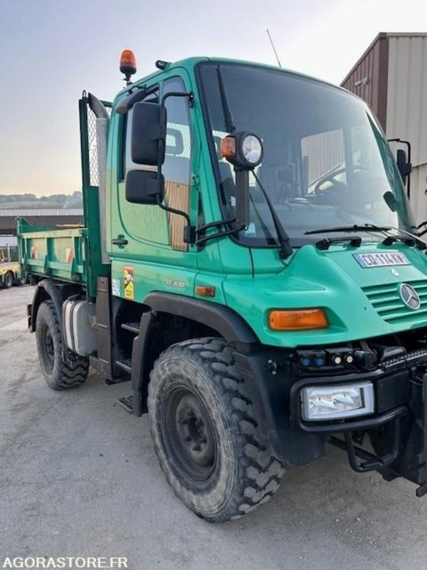 MERCEDES UNIMOG U300C VERSION COMMUNALE 2003 38210 KM - Kuorma-auto: kuva MERCEDES UNIMOG U300C VERSION COMMUNALE 2003 38210 KM - Kuorma-auto MERCEDES UNIMOG U300C VERSION COMMUNALE 2003 38210 KM - Kuorma-auto: kuva MERCEDES UNIMOG U300C VERSION COMMUNALE 2003 38210 KM - Kuorma-auto