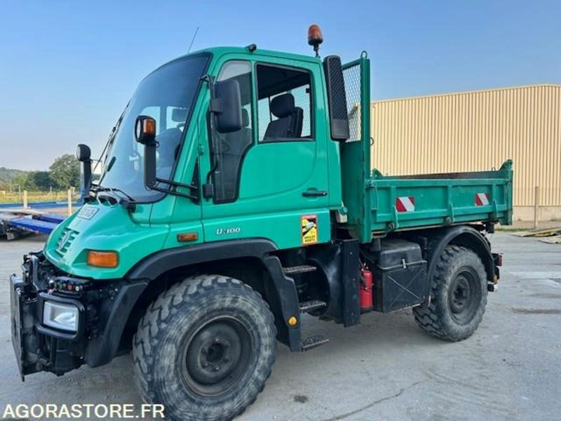 MERCEDES UNIMOG U300C VERSION COMMUNALE 2003 38210 KM - Kuorma-auto: kuva MERCEDES UNIMOG U300C VERSION COMMUNALE 2003 38210 KM - Kuorma-auto MERCEDES UNIMOG U300C VERSION COMMUNALE 2003 38210 KM - Kuorma-auto: kuva MERCEDES UNIMOG U300C VERSION COMMUNALE 2003 38210 KM - Kuorma-auto