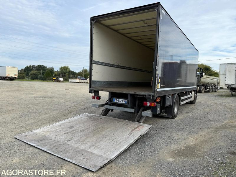 Mercedes Antos 1824 caisson hayon dhollandia 3t - 193000km-2017 - Kuorma-auto: kuva  Mercedes Antos 1824 caisson hayon dhollandia 3t - 193000km-2017 - Kuorma-auto Mercedes Antos 1824 caisson hayon dhollandia 3t - 193000km-2017 - Kuorma-auto: kuva  Mercedes Antos 1824 caisson hayon dhollandia 3t - 193000km-2017 - Kuorma-auto