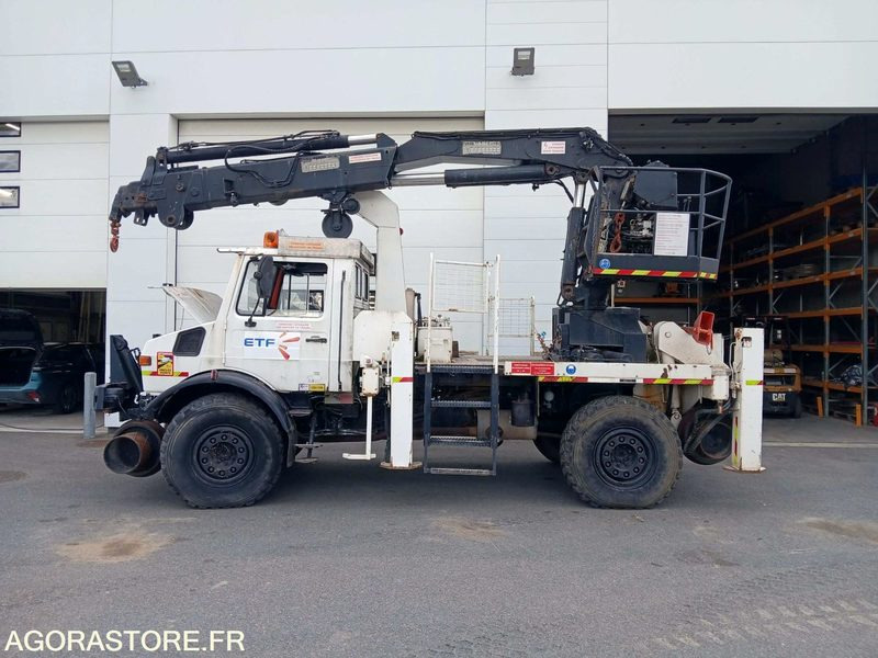 Mercedes-Benz Unimog Rail/Route benne grue - 1989/ 66131KM - Kuorma-auto: kuva Mercedes-Benz Unimog Rail/Route benne grue - 1989/ 66131KM - Kuorma-auto Mercedes-Benz Unimog Rail/Route benne grue - 1989/ 66131KM - Kuorma-auto: kuva Mercedes-Benz Unimog Rail/Route benne grue - 1989/ 66131KM - Kuorma-auto