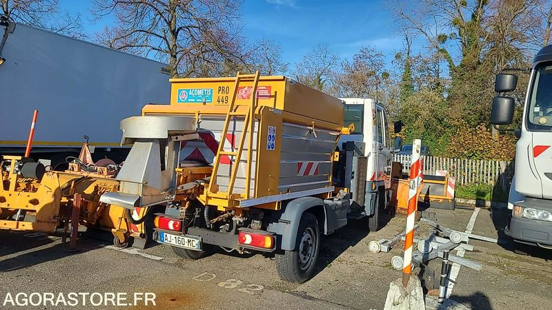 Multicar - Fumoir 4x4 EQUIPE VH - 2009 - AJ160MC- PRO449-PRO249 - Kuorma-auto: kuva Multicar - Fumoir 4x4 EQUIPE VH - 2009 - AJ160MC- PRO449-PRO249 - Kuorma-auto Multicar - Fumoir 4x4 EQUIPE VH - 2009 - AJ160MC- PRO449-PRO249 - Kuorma-auto: kuva Multicar - Fumoir 4x4 EQUIPE VH - 2009 - AJ160MC- PRO449-PRO249 - Kuorma-auto