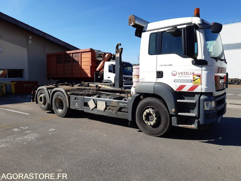 PORTEUR AMPLIROLL MAN TGS 26.400 (R51996) - BRAS GUIMA PALFINGER-2011-563 000 Km - Kuorma-auto: kuva PORTEUR AMPLIROLL MAN TGS 26.400 (R51996) - BRAS GUIMA PALFINGER-2011-563 000 Km - Kuorma-auto PORTEUR AMPLIROLL MAN TGS 26.400 (R51996) - BRAS GUIMA PALFINGER-2011-563 000 Km - Kuorma-auto: kuva PORTEUR AMPLIROLL MAN TGS 26.400 (R51996) - BRAS GUIMA PALFINGER-2011-563 000 Km - Kuorma-auto