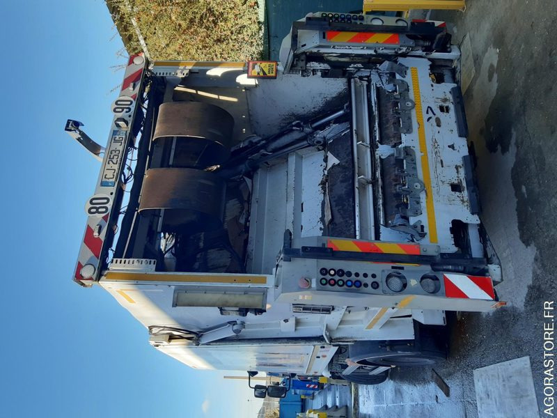 RENAULT 16T/BOM - CJ253JG - Kuorma-auto: kuva RENAULT 16T/BOM - CJ253JG - Kuorma-auto RENAULT 16T/BOM - CJ253JG - Kuorma-auto: kuva RENAULT 16T/BOM - CJ253JG - Kuorma-auto