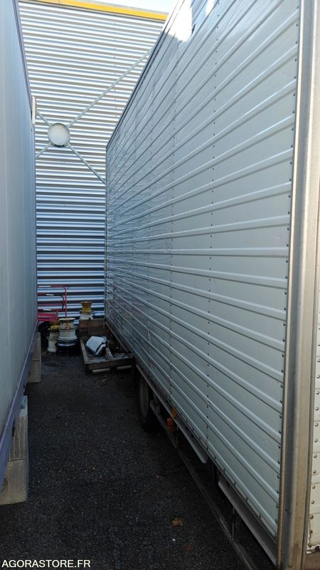 RENAULT MASCOT 2558 VT 26 - Kuorma-auto: kuva RENAULT MASCOT 2558 VT 26 - Kuorma-auto RENAULT MASCOT 2558 VT 26 - Kuorma-auto: kuva RENAULT MASCOT 2558 VT 26 - Kuorma-auto