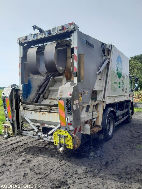 RENAULT MIDLUM 19 TONNES - Kuorma-auto: kuva RENAULT MIDLUM 19 TONNES - Kuorma-auto RENAULT MIDLUM 19 TONNES - Kuorma-auto: kuva RENAULT MIDLUM 19 TONNES - Kuorma-auto
