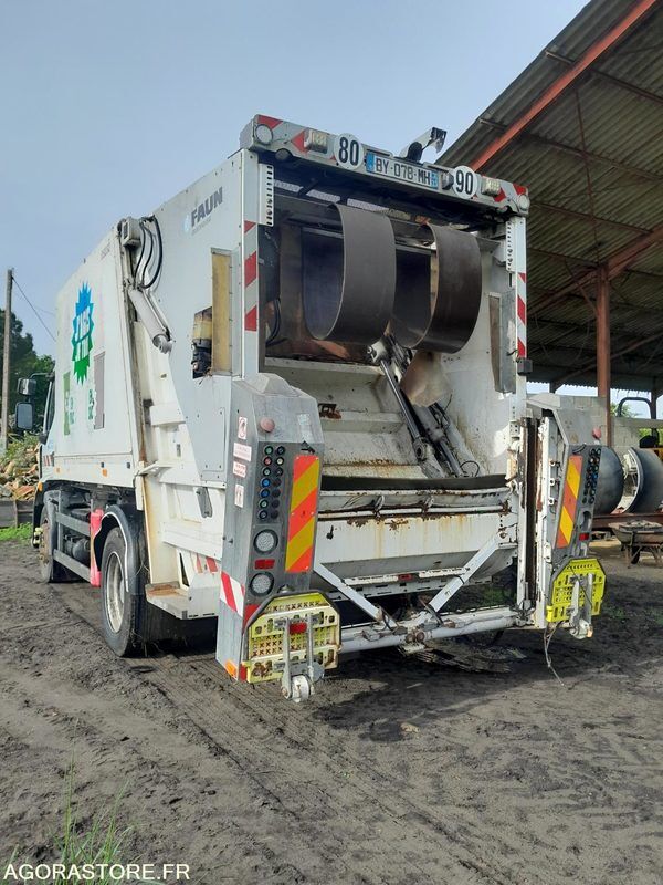 RENAULT MIDLUM 19 TONNES - Kuorma-auto: kuva RENAULT MIDLUM 19 TONNES - Kuorma-auto RENAULT MIDLUM 19 TONNES - Kuorma-auto: kuva RENAULT MIDLUM 19 TONNES - Kuorma-auto