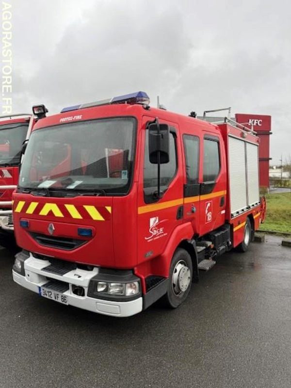 RENAULT MIDLUM 220 DCI - 27200km - Kuorma-auto: kuva RENAULT MIDLUM 220 DCI - 27200km - Kuorma-auto RENAULT MIDLUM 220 DCI - 27200km - Kuorma-auto: kuva RENAULT MIDLUM 220 DCI - 27200km - Kuorma-auto