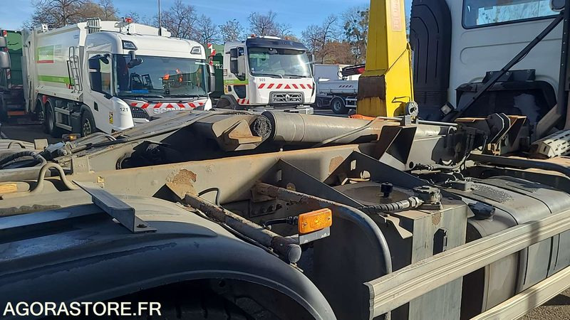 Renault Premium 380 - 2011 - 483100kms - BL055KP - Kuorma-auto: kuva Renault Premium 380 - 2011 - 483100kms - BL055KP - Kuorma-auto Renault Premium 380 - 2011 - 483100kms - BL055KP - Kuorma-auto: kuva Renault Premium 380 - 2011 - 483100kms - BL055KP - Kuorma-auto