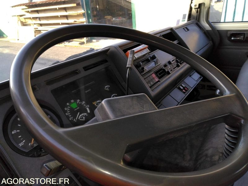 Renault double cabine, tri benne M140 Midlimer - Kuorma-auto: kuva Renault double cabine, tri benne M140 Midlimer - Kuorma-auto Renault double cabine, tri benne M140 Midlimer - Kuorma-auto: kuva Renault double cabine, tri benne M140 Midlimer - Kuorma-auto