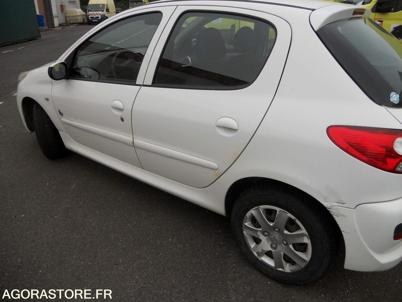 LOT 9 SLT - PEUGEOT 206+ GENERATION - Henkilöauto: kuva LOT 9 SLT - PEUGEOT 206+ GENERATION - Henkilöauto LOT 9 SLT - PEUGEOT 206+ GENERATION - Henkilöauto: kuva LOT 9 SLT - PEUGEOT 206+ GENERATION - Henkilöauto