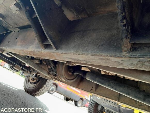 Land Rover DEFENDER - Maasturi/ Katumaasturi: kuva Land Rover DEFENDER - Maasturi/ Katumaasturi Land Rover DEFENDER - Maasturi/ Katumaasturi: kuva Land Rover DEFENDER - Maasturi/ Katumaasturi
