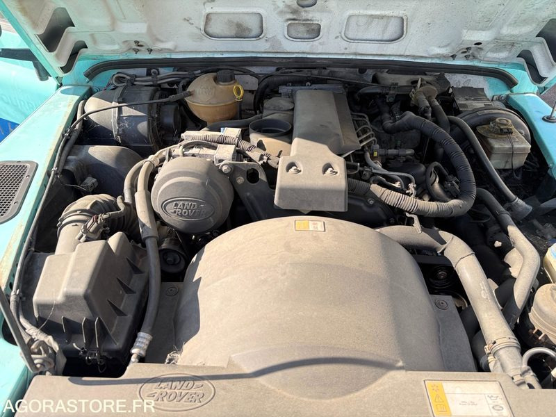 Land Rover Defender BW-587-VJ Mini Combiné Export Exclusivement - Avolava-auto: kuva Land Rover Defender BW-587-VJ Mini Combiné Export Exclusivement - Avolava-auto Land Rover Defender BW-587-VJ Mini Combiné Export Exclusivement - Avolava-auto: kuva Land Rover Defender BW-587-VJ Mini Combiné Export Exclusivement - Avolava-auto