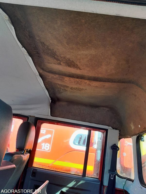 Land rover Défender TDI 130 Pick-up incendie - Maasturi/ Katumaasturi: kuva Land rover Défender TDI 130 Pick-up incendie - Maasturi/ Katumaasturi Land rover Défender TDI 130 Pick-up incendie - Maasturi/ Katumaasturi: kuva Land rover Défender TDI 130 Pick-up incendie - Maasturi/ Katumaasturi