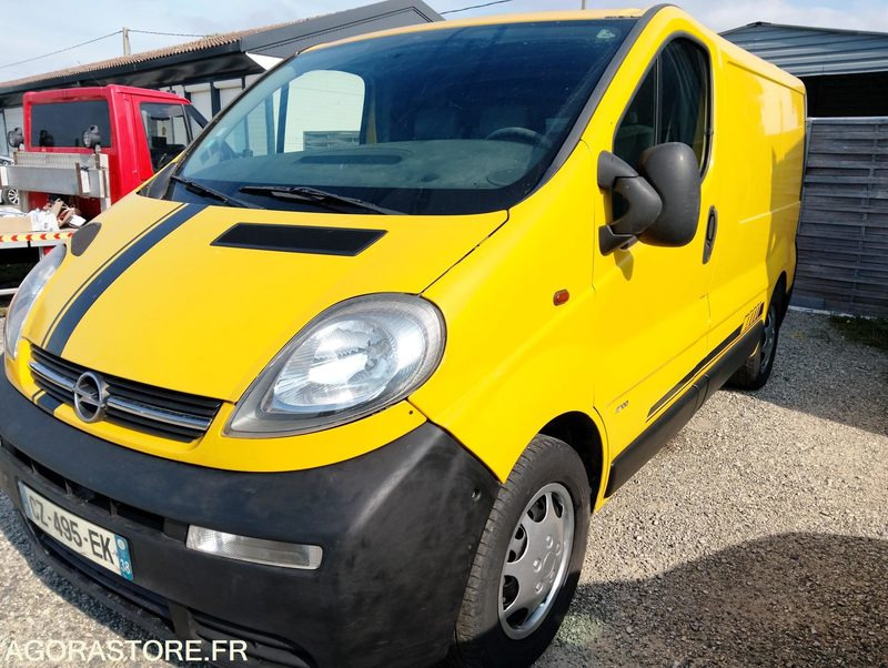 Lot A12 - Opel Vivaro - Pakettiauto: kuva Lot A12 - Opel Vivaro - Pakettiauto Lot A12 - Opel Vivaro - Pakettiauto: kuva Lot A12 - Opel Vivaro - Pakettiauto