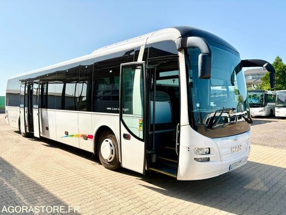 MAN LIONSREG - Turistibussi: kuva MAN LIONSREG - Turistibussi MAN LIONSREG - Turistibussi: kuva MAN LIONSREG - Turistibussi